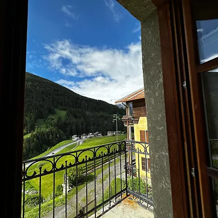 Apartamento Alpine Escape 5 *